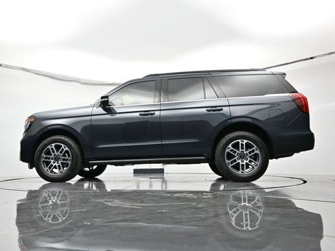 New 2025 Ford Expedition Active image 47