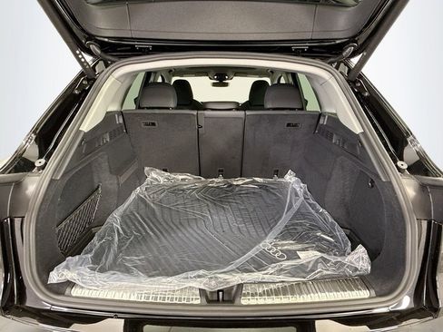 Used 2025 Audi Q5 Premium Plus w/ Premium Plus AWD/4WD image 28