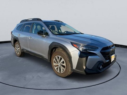 Used 2024 Subaru Outback Premium image 1