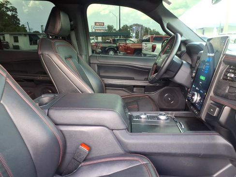 Used 2024 Ford Expedition Max Limited AWD/4WD image 11
