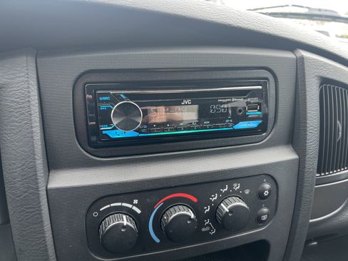 Used 2003 Dodge Ram 1500 Truck SLT image 24