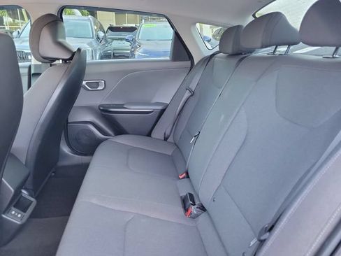 Certified 2025 Kia K4 FWD image 9