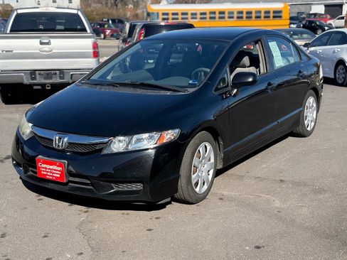 Used 2011 Honda Civic LX image 1