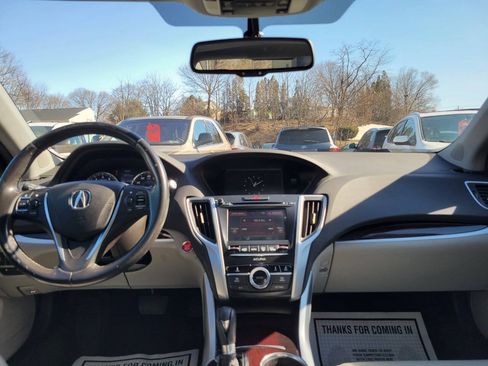 Used 2016 Acura TLX FWD image 26