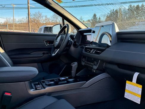 New 2026 Subaru Outback Touring XT w/ Touring Package image 8