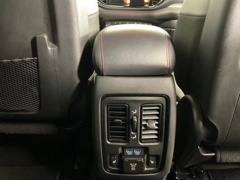 Used 2023 Dodge Durango GT AWD/4WD image 23