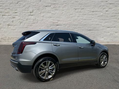 Used 2024 Cadillac XT5 Premium Luxury image 5