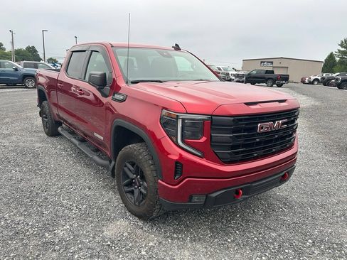 Used 2023 GMC Sierra 1500 Elevation w/ X31 Off-Road Package AWD/4WD image 15