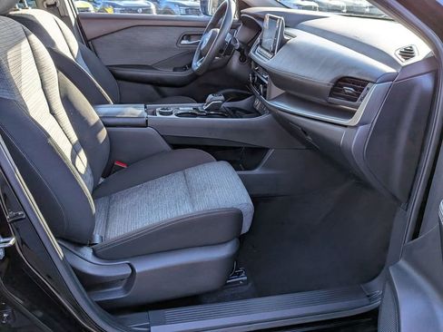 Used 2023 Nissan Rogue SV image 20