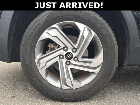 Used 2023 Hyundai Santa Fe SEL image 6