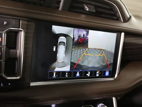 Certified 2023 GMC Yukon XL Denali image 24