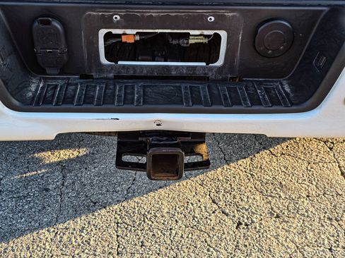 Used 2022 Chevrolet Colorado Z71 AWD/4WD image 7