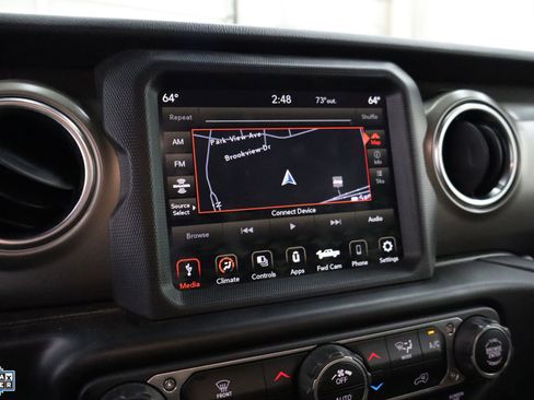 Used 2020 Jeep Gladiator Rubicon image 18