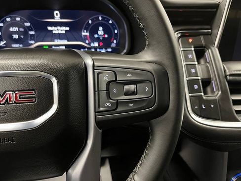 Used 2024 GMC Yukon SLE AWD/4WD image 30