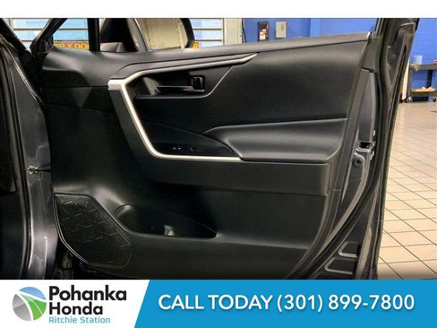 Used 2021 Toyota RAV4 LE image 26