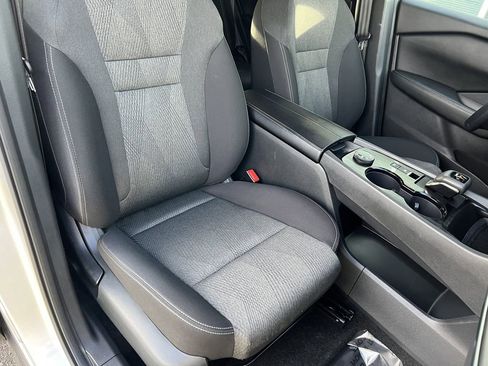 Used 2024 Nissan Rogue SV image 23