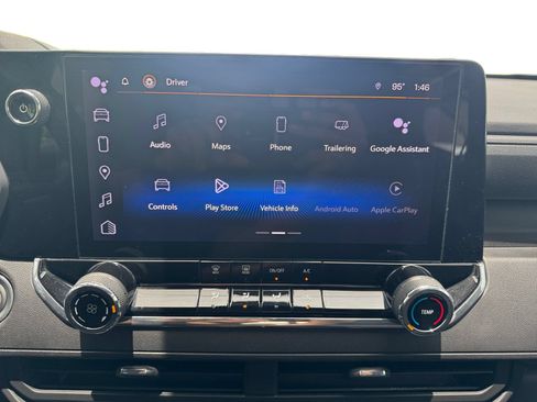 Used 2023 Chevrolet Colorado Trail Boss w/ Technology Package AWD/4WD image 25