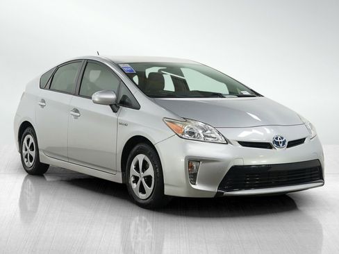 Used 2014 Toyota Prius Two image 7