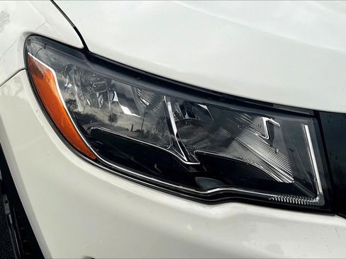 Used 2021 Jeep Compass Latitude w/ Sun and Sound Group image 33