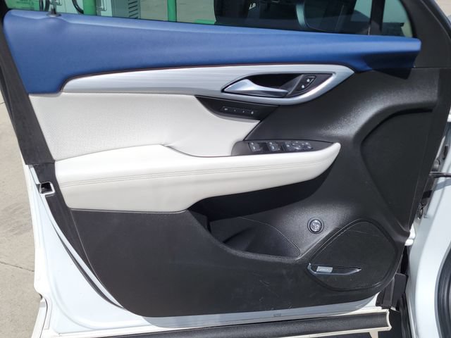 Used 2025 Buick Envision Avenir AWD/4WD image 7