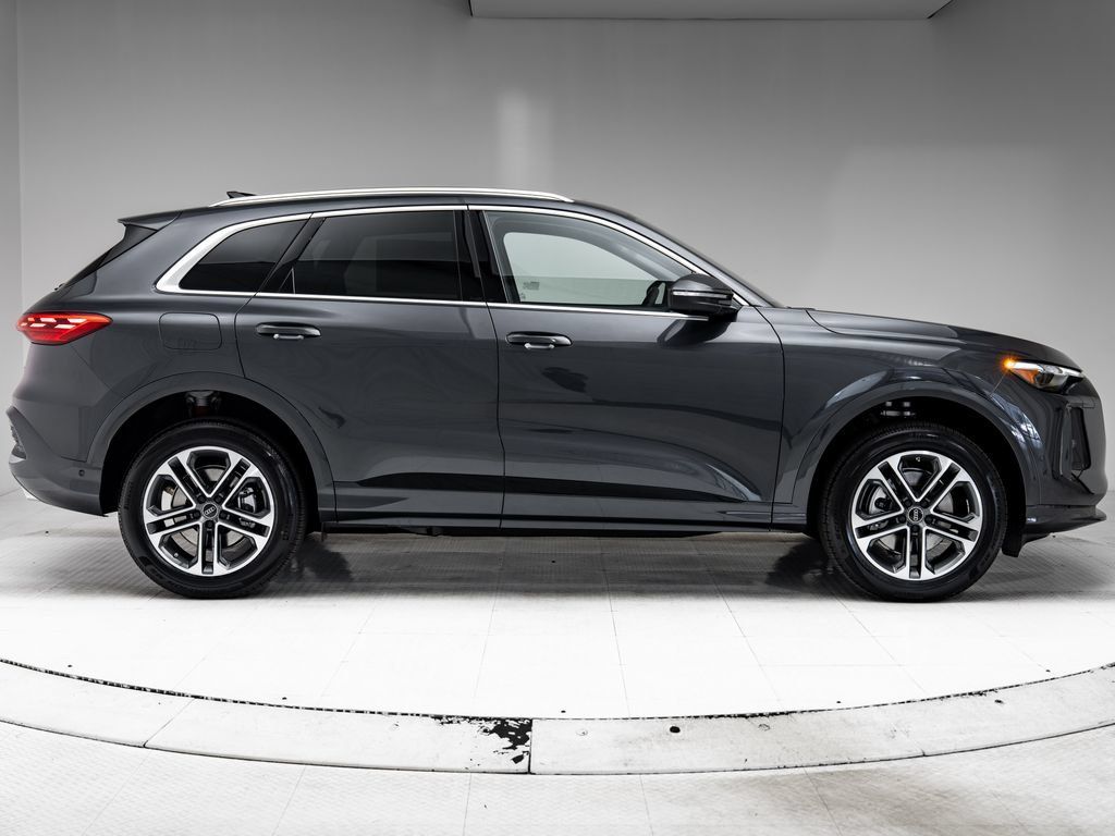 New 2026 Audi Q5 Premium Plus AWD/4WD image 30