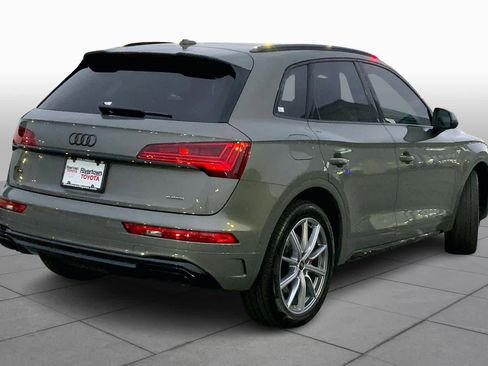 Used 2024 Audi Q5 e Prestige w/ Prestige Package image 12