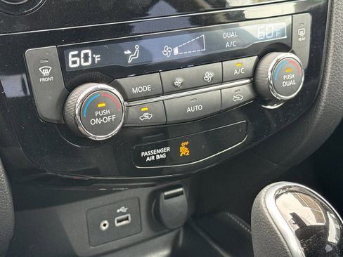 Used 2019 Nissan Rogue Sport SL image 21