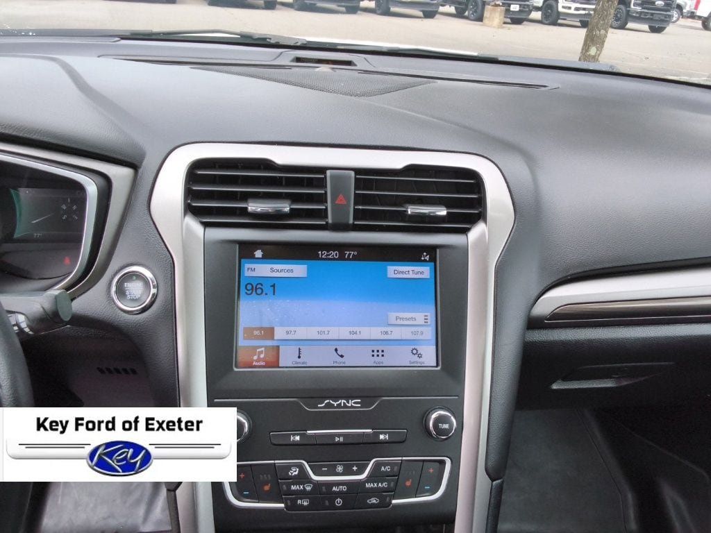 Used 2019 Ford Fusion SEL FWD image 37