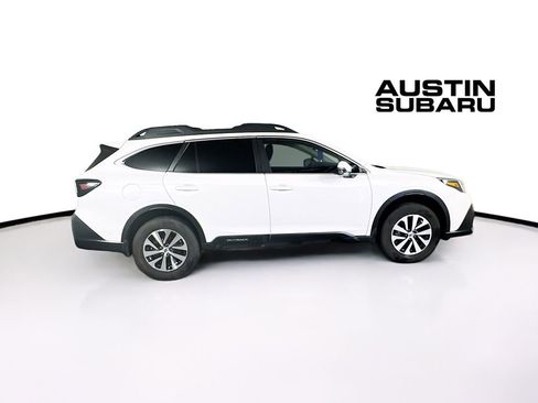 Used 2022 Subaru Outback Premium image 8