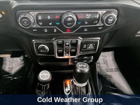 Used 2023 Jeep Wrangler Unlimited Sahara w/ Cold Weather Group AWD/4WD image 22