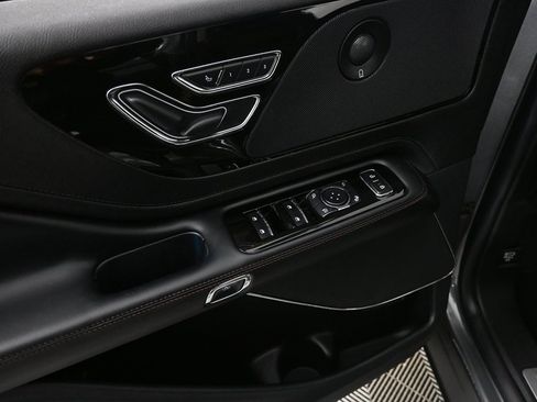 Used 2023 Lincoln Aviator Reserve w/ Elements Package Plus image 8