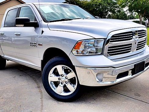 Used 2018 RAM 1500 Big Horn image 2