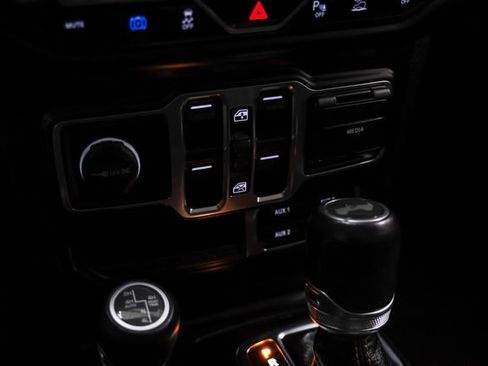 Used 2021 Jeep Wrangler High Altitude image 26