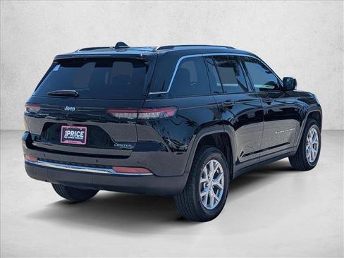 Used 2022 Jeep Grand Cherokee Limited RWD image 5