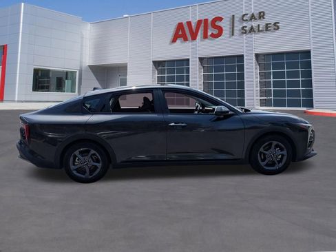 Used 2025 Kia K4 FWD image 5