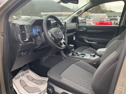 New 2025 Ford Ranger XLT w/ FX4 Off-Road Package image 15