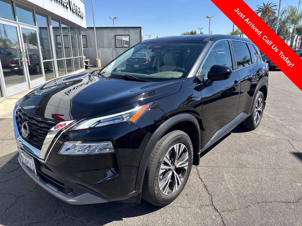 Used 2023 Nissan Rogue SV FWD image 1