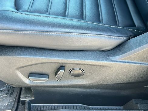 Certified 2024 Ford Edge SEL w/ Convenience Package image 16