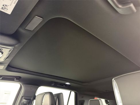 New 2026 GMC Yukon AT4 Ultimate w/ LPO, Floor Liner Package AWD/4WD image 35