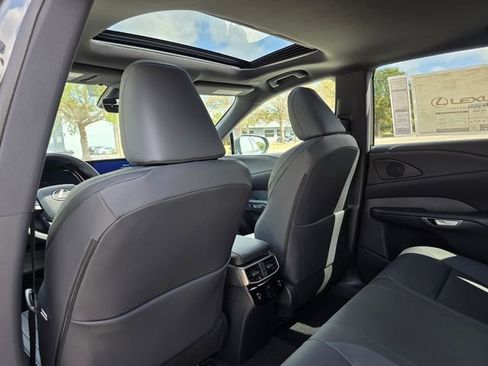 New 2026 Lexus RX 350 Premium image 18