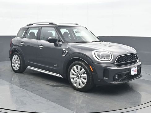 Used 2021 MINI Cooper Countryman S w/ Driver Assistance Package image 9
