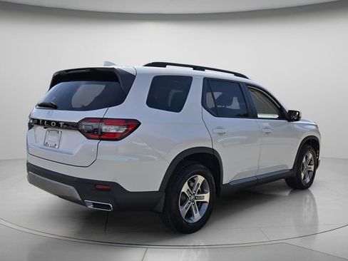 Used 2026 Honda Pilot EX-L image 8