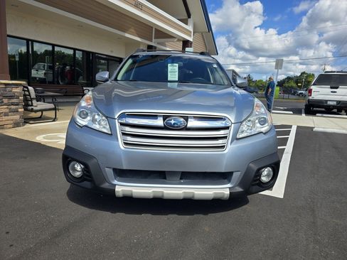 Used 2013 Subaru Outback 3.6R Limited image 9