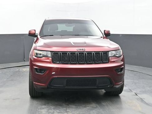 Used 2020 Jeep Grand Cherokee Altitude AWD/4WD image 8