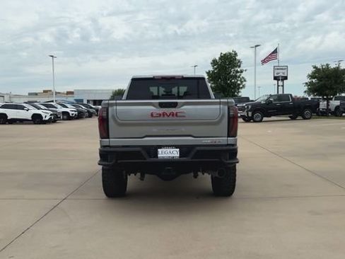 New 2026 GMC Sierra 2500 AT4X AWD/4WD image 7