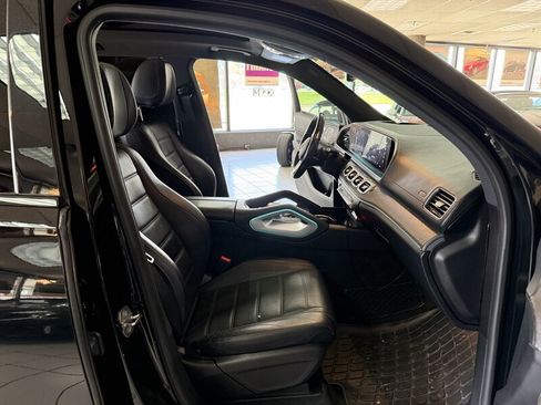 Used 2020 Mercedes-Benz GLS 580 4MATIC image 34