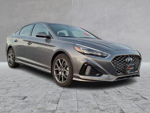 Used 2019 Hyundai Sonata Limited image 1