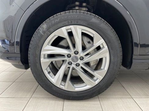 Used 2020 Audi Q7 3.0T Premium Plus w/ Premium Plus Package AWD/4WD image 9
