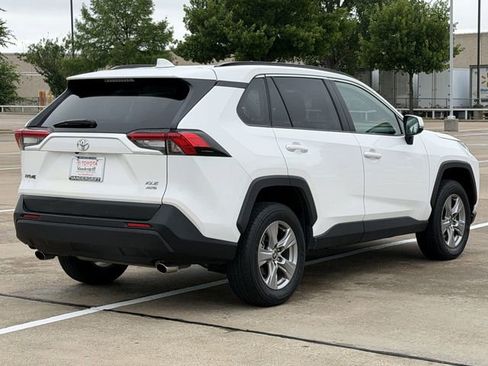 Certified 2025 Toyota RAV4 XLE AWD/4WD image 4
