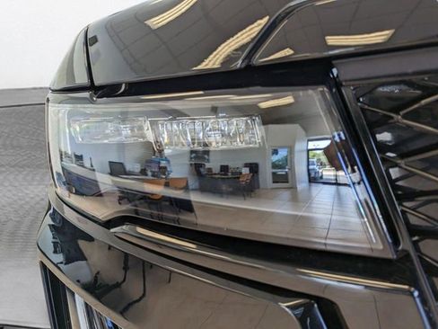 Used 2023 Cadillac Escalade V w/ LPO, ONYX Package AWD/4WD image 9